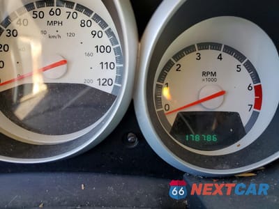 Zdjęcie 9 z 15 samochodu: 2008 DODGE GRAND CARAVAN SXT VIN:1D8HN54P98B128814 - miniatura