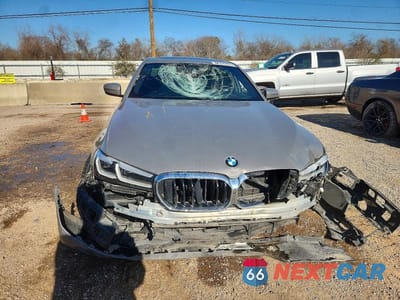 Piąte zdjęcie samochodu w środku: 2021 BMW 530 I VIN:WBA53BH07MWX34213 - miniatura