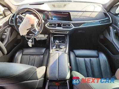 Zdjęcie 8 z 14 samochodu: 2022 BMW X7 M50I VIN:5UXCX6C09N9K08967 - miniatura