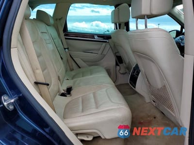 Zdjęcie 11 z 13 samochodu: 2011 VOLKSWAGEN TOUAREG V6 VIN:WVGFF9BP6BD000616 - miniatura
