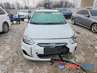 Piąte zdjęcie samochodu w środku: 2017 HYUNDAI ACCENT SE VIN:KMHCT4AE6HU367362 - miniatura