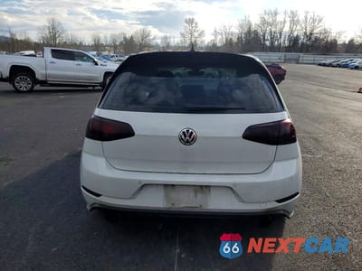 Zdjęcie 6 z 11 samochodu: 2018 VOLKSWAGEN GTI S VIN:3VW547AU0JM264738 - miniatura