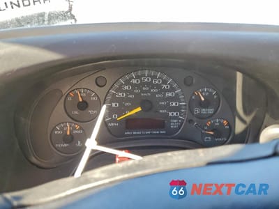 Zdjęcie 9 z 14 samochodu: 2001 CHEVROLET EXPRESS G2500 VIN:1GCGG25R911240480 - miniatura