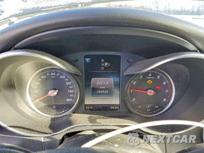 Zdjęcie 9 z 12 samochodu: 2015 MERCEDES BENZ C 300 4MATIC VIN:55SWF4KB7FU068481 - miniatura