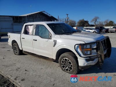 Czwarte zdjęcie samochodu z boku: 2023 FORD F150 SUPERCREW VIN:1FTFW1E5XPKE21354 - miniatura