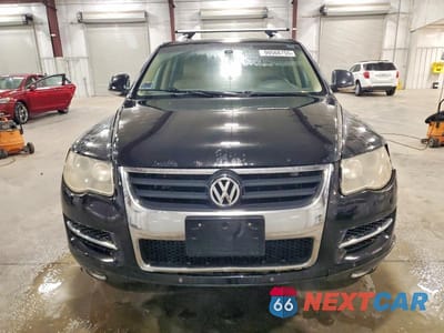 Piąte zdjęcie samochodu w środku: 2008 VOLKSWAGEN TOUAREG 2 V6 VIN:WVGLE77L68D054894 - miniatura