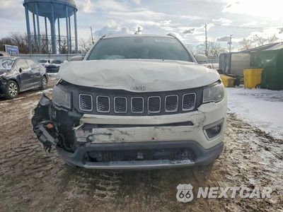 Piąte zdjęcie samochodu w środku: 2019 JEEP COMPASS LIMITED VIN:3C4NJDCB0KT619095 - miniatura