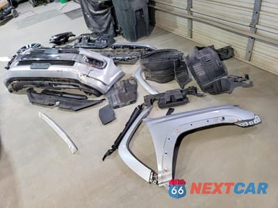 Zdjęcie 13 z 13 samochodu: 2021 TOYOTA 4RUNNER LIMITED VIN:JTEKU5JR9M5858806 - miniatura