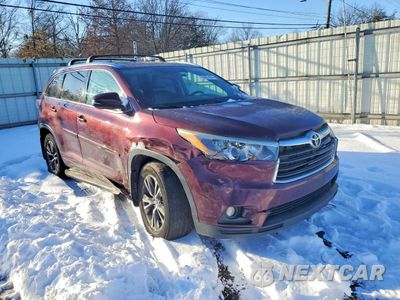 Czwarte zdjęcie samochodu z boku: 2016 TOYOTA HIGHLANDER XLE VIN:5TDJKRFH6GS309415 - miniatura