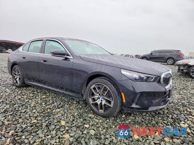 Czwarte zdjęcie samochodu z boku: 2024 BMW I5 EDRIVE 40 VIN:WBY33FK08RCR77031 - miniatura