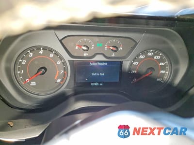 Zdjęcie 9 z 13 samochodu: 2018 CHEVROLET CAMARO LT VIN:1G1FB1RS9J0126270 - miniatura