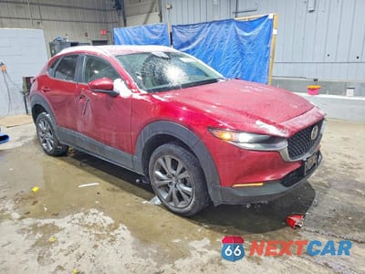 Czwarte zdjęcie samochodu z boku: 2022 MAZDA CX-30 PREFERRED VIN:3MVDMBCLXNM456694 - miniatura