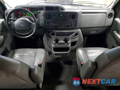 Zdjęcie 8 z 13 samochodu: 2010 FORD ECONOLINE E350 SUPER DUTY WAGON VIN:1FBNE3BL1ADA83338 - miniatura