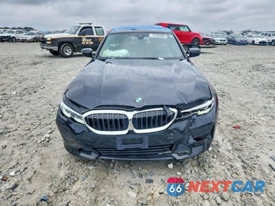 Piąte zdjęcie samochodu w środku: 2022 BMW 330I VIN:3MW5R1J01N8C63608 - miniatura