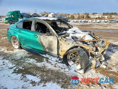 Czwarte zdjęcie samochodu z boku: 2022 BMW M3 COMPETITION VIN:WBS33AY04NFM94665 - miniatura