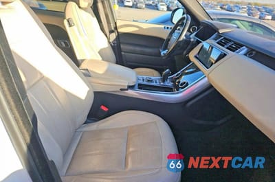 Piąte zdjęcie samochodu w środku: 2019 LAND ROVER RANGE ROVER SPORT HSE VIN:SALWR2RV8KA420377 - miniatura