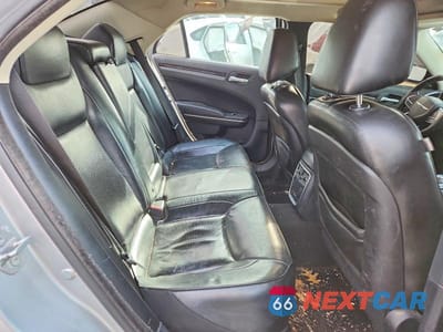 Zdjęcie 10 z 12 samochodu: 2020 CHRYSLER 300 LIMITED VIN:2C3CCAKG8LH116961 - miniatura