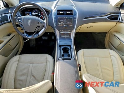 Zdjęcie 8 z 11 samochodu: 2015 LINCOLN MKZ HYBRID VIN:3LN6L2LU4FR627865 - miniatura