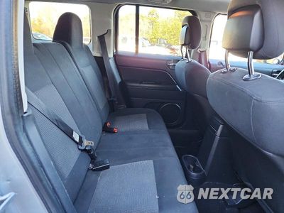 Zdjęcie 11 z 12 samochodu: 2011 JEEP PATRIOT SPORT VIN:1J4NF1GB7BD102015 - miniatura