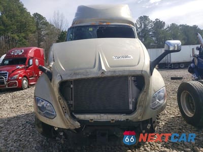 Piąte zdjęcie samochodu w środku: 2021 INTERNATIONAL LT625 SEMI TRUCK VIN:3HSDZAPR4MN314899 - miniatura