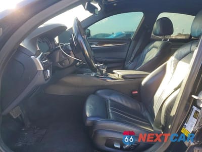 Zdjęcie 7 z 12 samochodu: 2018 BMW 530 I VIN:WBAJA5C51JWA38874 - miniatura