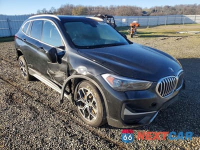 Czwarte zdjęcie samochodu z boku: 2021 BMW X1 XDRIVE28I VIN:WBXJG9C01M5T58347 - miniatura