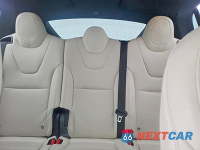 Zdjęcie 10 z 14 samochodu: 2022 TESLA MODEL X VIN:7SAXCDE5XNF336736 - miniatura