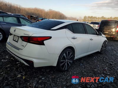 Trzecie zdjęcie samochodu z tyłu: 2021 NISSAN ALTIMA PLATINUM VIN:1N4BL4FW5MN328418 - miniatura