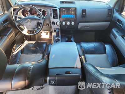 Zdjęcie 8 z 13 samochodu: 2011 TOYOTA TUNDRA DOUBLE CAB SR5 VIN:5TFRM5F18BX036148 - miniatura