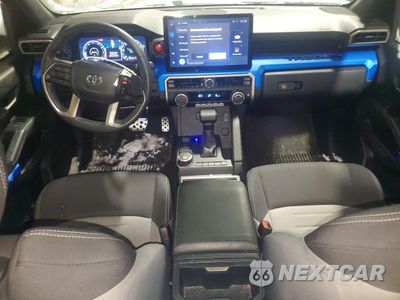 Zdjęcie 8 z 12 samochodu: 2024 TOYOTA TACOMA DOUBLE CAB VIN:3TYKB5FN5RT002313 - miniatura
