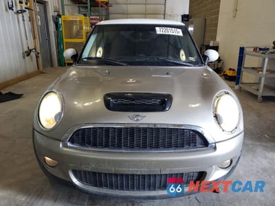 Piąte zdjęcie samochodu w środku: 2008 MINI COOPER S VIN:WMWMF73538TV38523 - miniatura