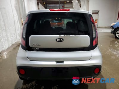 Zdjęcie 6 z 12 samochodu: 2017 KIA SOUL BASE VIN:KNDJN2A27H7435196 - miniatura