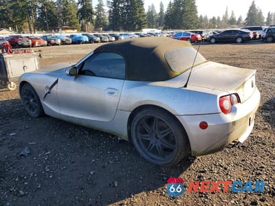 Drugie zdjęcie samochodu z przodu: 2005 BMW Z4 2.5 VIN:4USBT33595LR71295 - miniatura