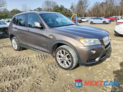 Czwarte zdjęcie samochodu z boku: 2011 BMW X3 XDRIVE35I VIN:5UXWX7C53BL734721 - miniatura