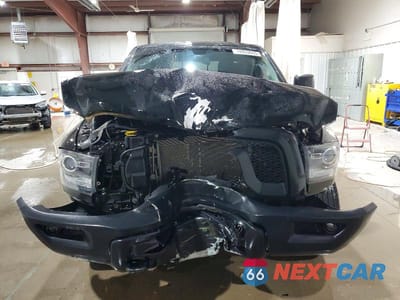 Piąte zdjęcie samochodu w środku: 2020 RAM 1500 CLASSIC WARLOCK VIN:1C6RR7GG5LS159976 - miniatura