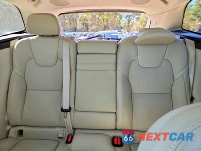 Zdjęcie 10 z 13 samochodu: 2021 VOLVO XC60 T5 INSCRIPTION VIN:YV4102DL2M1685619 - miniatura