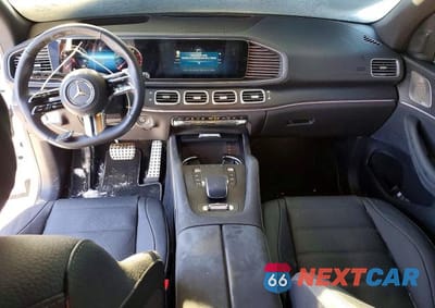 Zdjęcie 8 z 12 samochodu: 2025 MERCEDES-BENZ GLS 450 4MATIC VIN:4JGFF5KE1SB396313 - miniatura