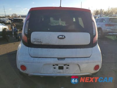 Zdjęcie 6 z 12 samochodu: 2017 KIA SOUL + VIN:KNDJP3A55H7448037 - miniatura