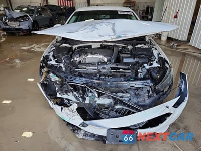 Piąte zdjęcie samochodu w środku: 2018 BUICK REGAL PREFERRED VIN:W04GL6SX2J1080054 - miniatura