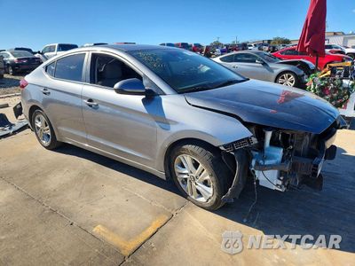 Czwarte zdjęcie samochodu z boku: 2019 HYUNDAI ELANTRA SEL VIN:5NPD84LF1KH435231 - miniatura