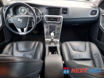 Zdjęcie 8 z 11 samochodu: 2013 VOLVO S60 T5 VIN:YV1612FH5D2187028 - miniatura