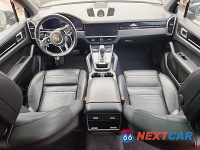 Zdjęcie 8 z 13 samochodu: 2020 PORSCHE CAYENNE VIN:WP1AA2AY9LDA00138 - miniatura