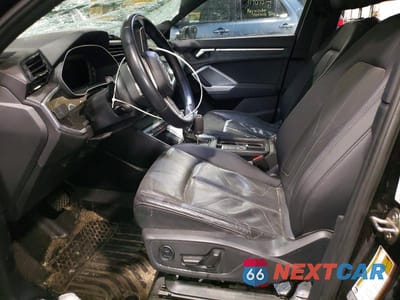 Zdjęcie 7 z 13 samochodu: 2020 AUDI Q3 PREMIUM VIN:WA1AECF37L1025866 - miniatura