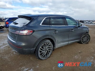 Trzecie zdjęcie samochodu z tyłu: 2019 LINCOLN NAUTILUS RESERVE VIN:2LMPJ8LP7KBL63075 - miniatura