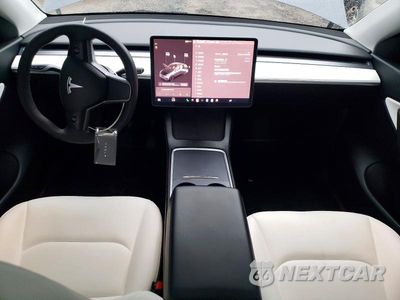 Zdjęcie 8 z 11 samochodu: 2021 TESLA MODEL Y VIN:5YJYGDEE3MF198638 - miniatura