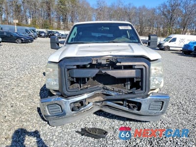Piąte zdjęcie samochodu w środku: 2011 FORD F250 SUPER DUTY VIN:1FTBF2A69BEC23469 - miniatura
