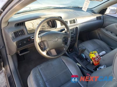 Zdjęcie 8 z 12 samochodu: 1999 TOYOTA CAMRY LE VIN:JT2BF22K7X0172157 - miniatura
