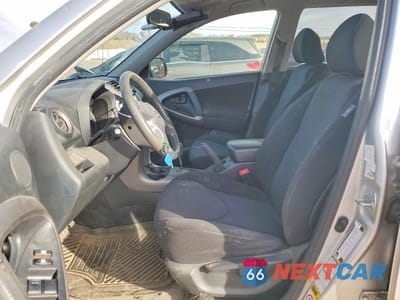 Zdjęcie 7 z 13 samochodu: 2007 TOYOTA RAV4 SPORT VIN:JTMBK32V376024653 - miniatura