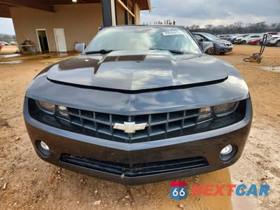 Piąte zdjęcie samochodu w środku: 2011 CHEVROLET CAMARO LS VIN:2G1FE1ED6B9152590 - miniatura