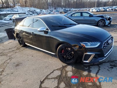 Czwarte zdjęcie samochodu z boku: 2021 AUDI S4 PREMIUM PLUS VIN:WAUB4AF43MA014114 - miniatura